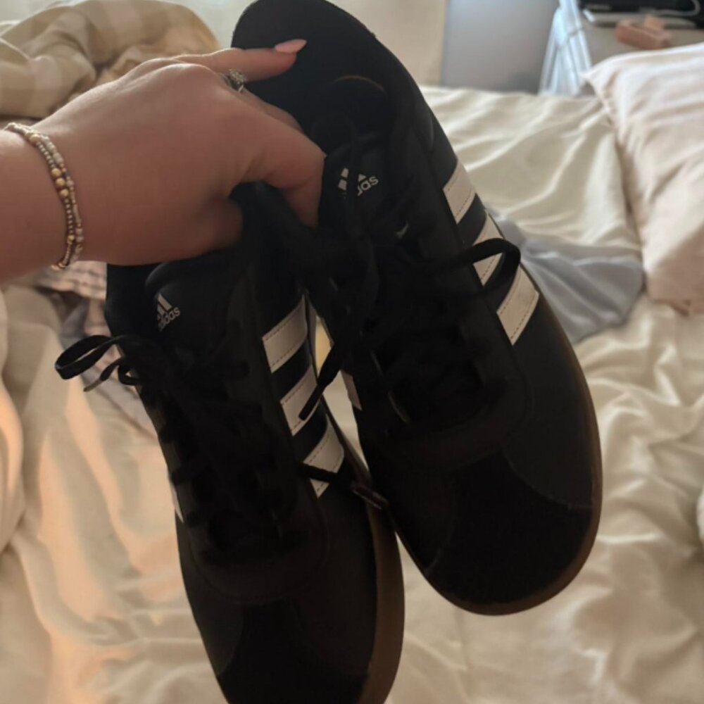 Adidas VL court black and white Mens Size 6